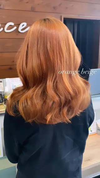 ミディアム レイヤー/艶髪カラー 森本くるみのヘアスタイル