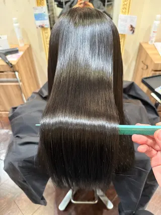 セミロング パーマ インナーカラー/ ストレート/奥野洸也のヘアスタイル