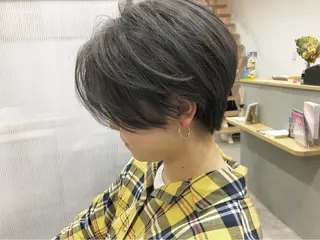 ショート stylist　篠崎 憲一のヘアスタイル