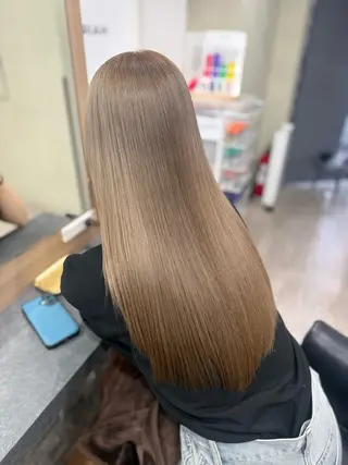 ロング カラー RIEブリーチ& エクステ特化型のヘアスタイル