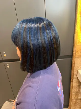 ミディアム 志賀 楓のヘアスタイル