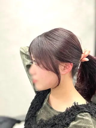 ミディアム 透明感カラー/レイヤ ー/顔まわり/辻部のヘアスタイル
