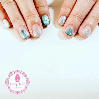 ネイル tiarynail K K🐼のネイルデザイン