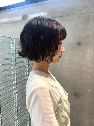 ミディアム パーマ シンバヒナノ/パーマ レイヤー/髪質改善のヘアスタイル