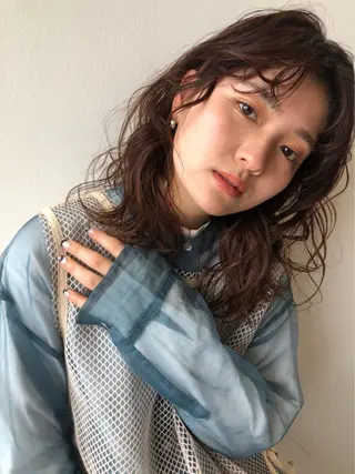 セミロング カラー BLOCK hair makeのヘアスタイル