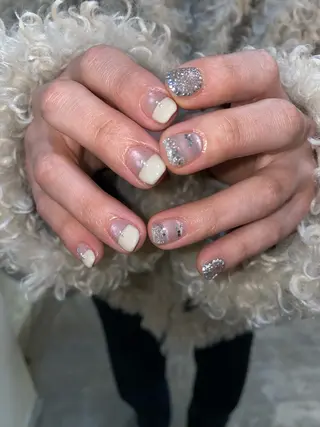 ネイル 栗林 実莉のネイルデザイン