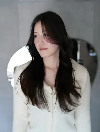 ロング カラー ヘアアレンジ 縮毛矯正特化 指名No.1shunのヘアスタイル
