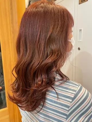 ミディアム カラー ヘアアレンジ REONA🪽✨薬院 レイヤーカット🫧のヘアスタイル