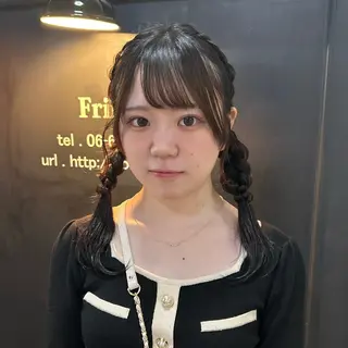 セミロング moe🎀 透明感♡似合わせのヘアスタイル