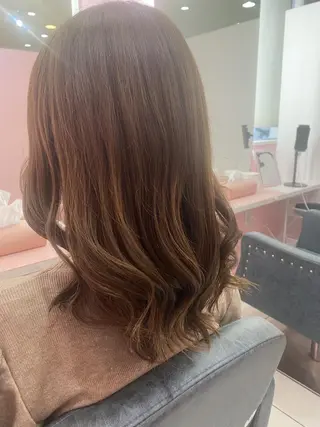 セミロング momoka モデル募集のヘアスタイル