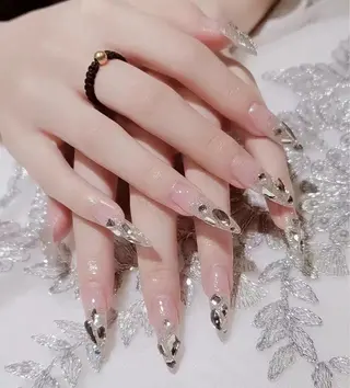 ネイル Eveネイル チップスカルプ専門店のネイルデザイン
