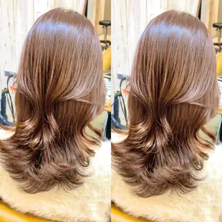 セミロング カラー 髪質改善縮毛矯正 ボブレイヤーRINAのヘアスタイル