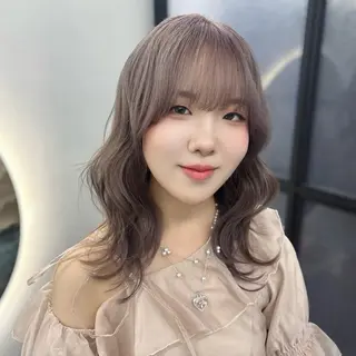 セミロング カラー Ren. 🦋デザインカラーのヘアスタイル