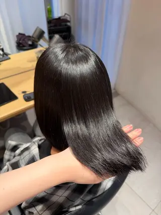 ショート あおい / 艶カラー🫧🩶のヘアスタイル