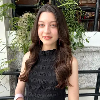 ロング 金城 愛海のヘアスタイル