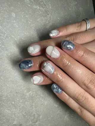 ネイル LAVISH 大和店 🤱子連れ大歓迎のネイルデザイン