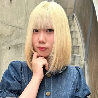 ショート カラー Acchon/心斎橋 💚ダブルカラーのヘアスタイル