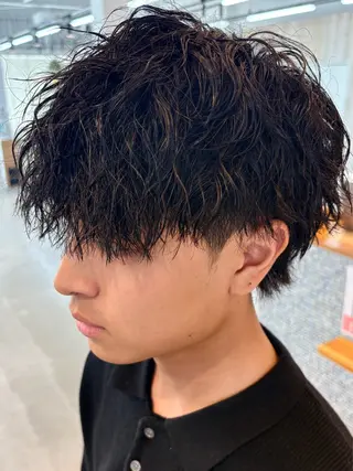 パーマ メンズ 若原 絃汰のヘアスタイル