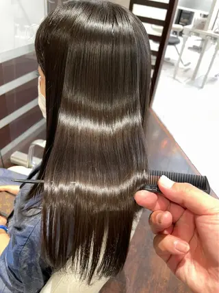 ロング パーマ 岩崎 裕司のヘアスタイル