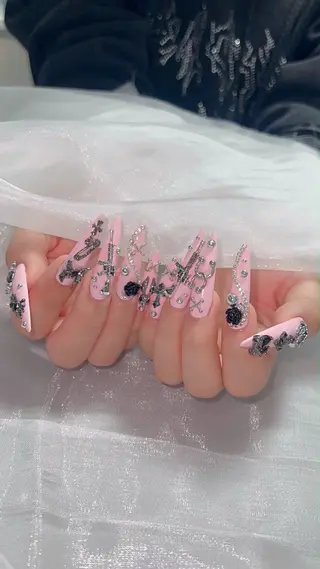 ネイル Julie NailSalonのネイルデザイン