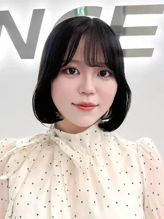 ミディアム カラー ヘアアレンジ 縮毛矯正🤍 盛れるボブ/ひかりのヘアスタイル