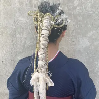 ロング ヘアアレンジ 本間 結衣のヘアスタイル