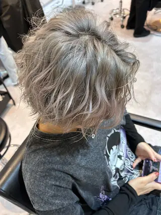 ショート カラー TOSHIKI 透明感カラー🌈のヘアスタイル