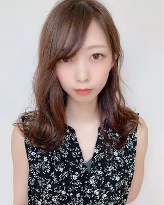 セミロング 今井 はるかのヘアスタイル
