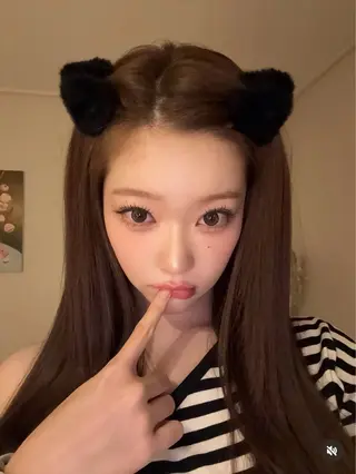 ロング カラー ラベンダー💜 グレージュ🩶のヘアスタイル