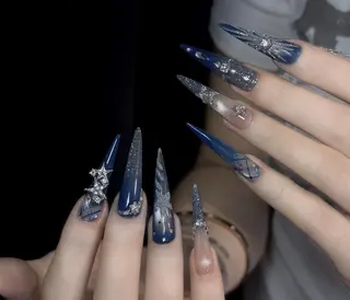 ネイル エリ🫧 nail池袋東口のネイルデザイン