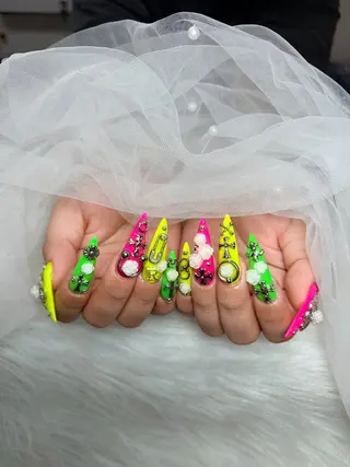 ネイル Cloudy Chan Nailのネイルデザイン