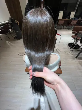 セミロング レイヤー/艶感カラー /LILICAのヘアスタイル