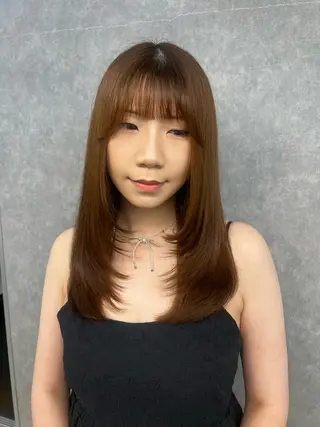 セミロング カラー 中井 一葉のヘアスタイル