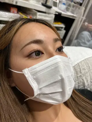 マツエク・マツパ なぽ ❤︎長さだし / 韓国nailのネイルデザイン