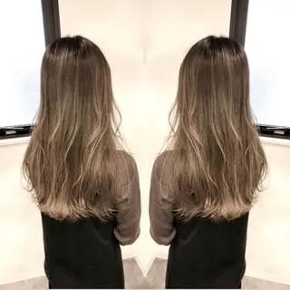 カラー タニ ユウのヘアスタイル
