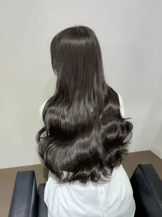 ロング カラー 【ioe 岡本】 🎀NOKO🎀のヘアスタイル