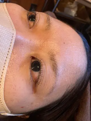 マツエク・マツパ 谷川 穂のヘアスタイル