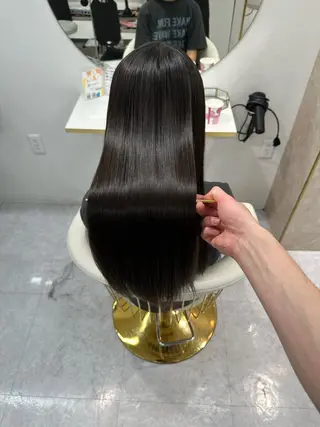 ロング 艶髪、髪質改善 富田隼仁のヘアスタイル