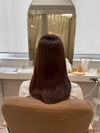 ロング SLASHスラッシュ 伊藤眞代のヘアスタイル