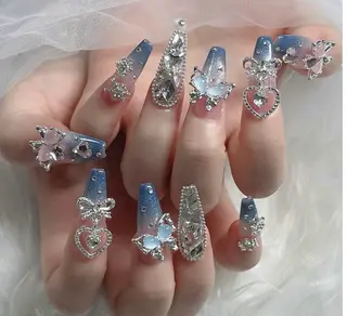 ネイル Julie NailSalonのネイルデザイン