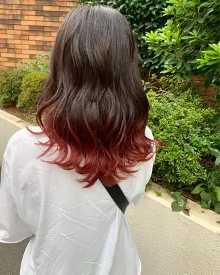 セミロング レイヤーカット 赤み消し　店長/大和のヘアスタイル