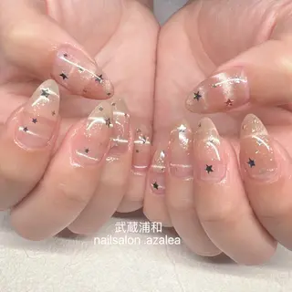 ネイル R inのネイルデザイン