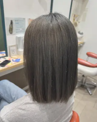 ミディアム カラー 大塚 しおりのヘアスタイル