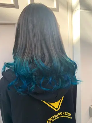 セミロング カラー Blanco Color&Careのヘアスタイル