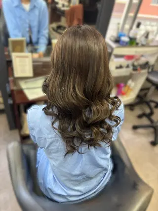 ロング カラー ヘアアレンジ OZ 梅田店／ ユウリのヘアスタイル