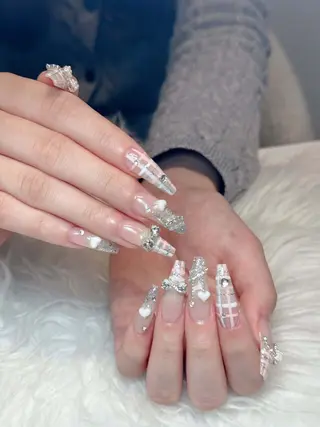ネイル Julli NailStudioのネイルデザイン
