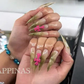 ネイル HAPPINAS🍒 くるみのネイルデザイン