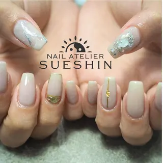 ロング S ueshinのネイルデザイン