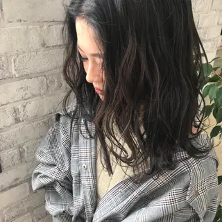 セミロング カラー Oopsレイヤー 加藤澄都のヘアスタイル
