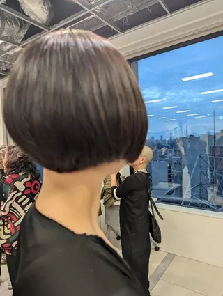ショート 早坂 繁喜のヘアスタイル